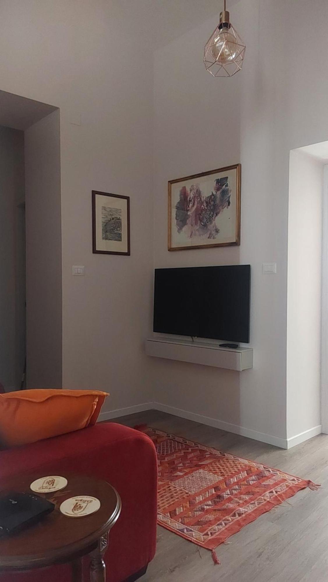 Ll Covo Del Brigante Apartment Melfi Bagian luar foto